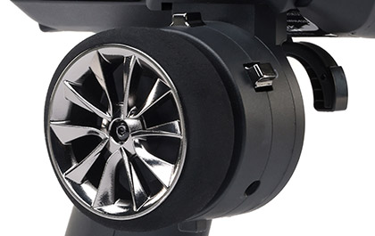 ULTRA SMOOTH AND PRECISE STEERING AND THROTTLE MECHANISM for the Spektrum™ iXSR+ 2.4GHz DSMR+® Intelligent Radio